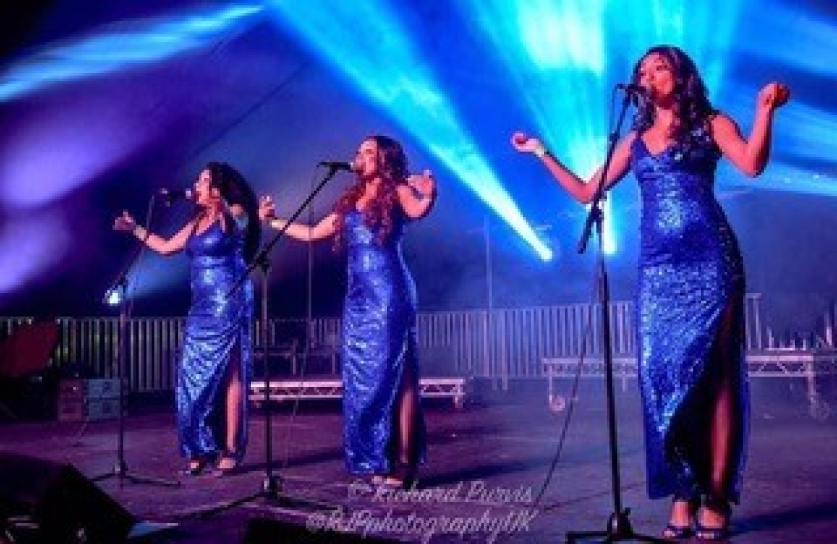 BIBIS LEEDS I SHOWTIME I THE SURPREME DREAMGIRLS SHOW